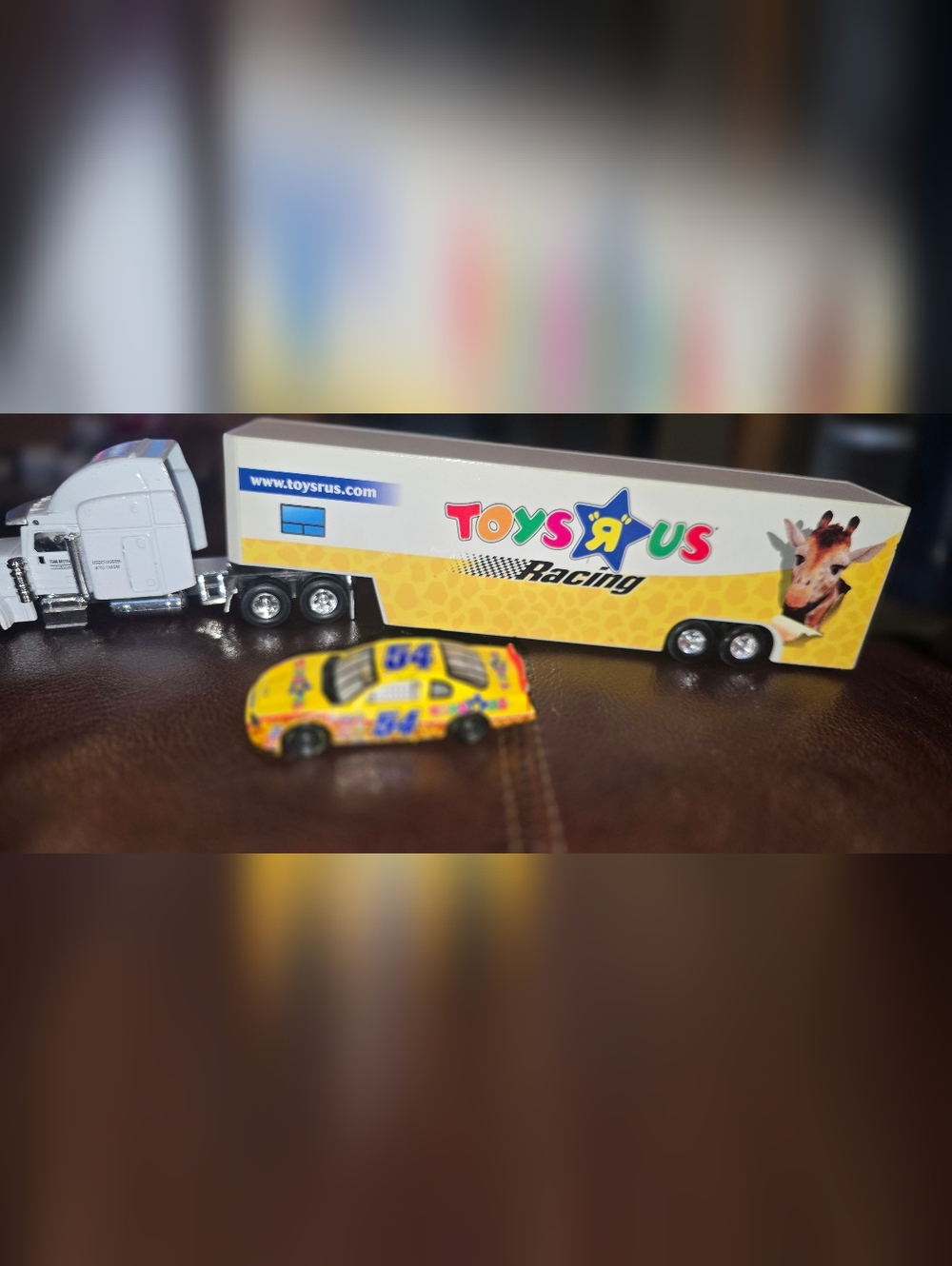 Toys R Us Nascar #54 1/64 2002 Race Car And Team Bristol Racing Semi Trailer